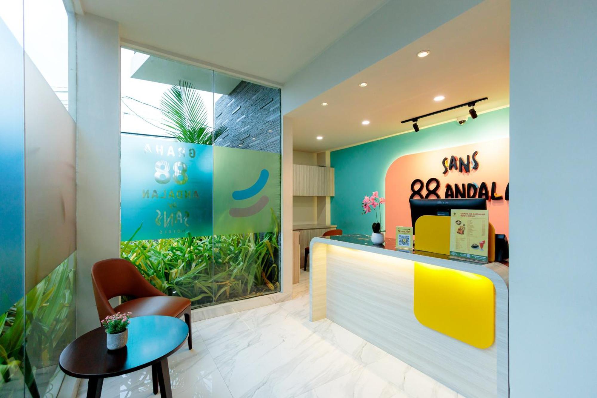 Sans Hotel 88 Andalan Surabaya By Reddoorz Exteriér fotografie